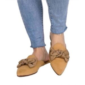 Women's Tan Bow Mules